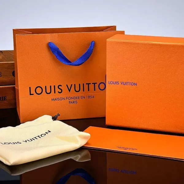 【2026】【Louis Vuitton日本公式許可旗艦店】ご好評に付き再入荷!! 【2026】【Louis Vuitton日本公式許可旗艦店】ご好評に付き再入荷!!