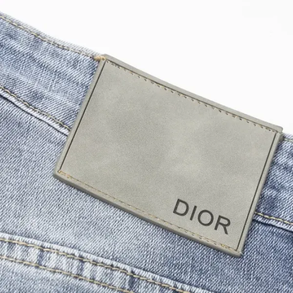 【2026】【DIOR 公式旗艦店】 ディオール ジーパン ご好評に付き再入荷! 【2026】【DIOR 公式旗艦店】 ディオール ジーパン ご好評に付き再入荷!