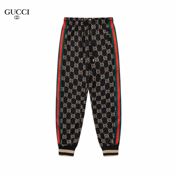 【2026】【 GUCCI】グッチ 長ズボン好評に付き再入荷！