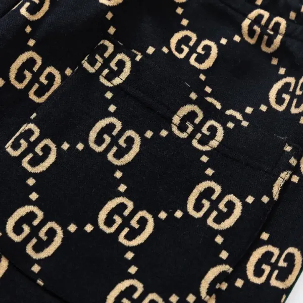 【2026】【 GUCCI】グッチ 長ズボン好評に付き再入荷！