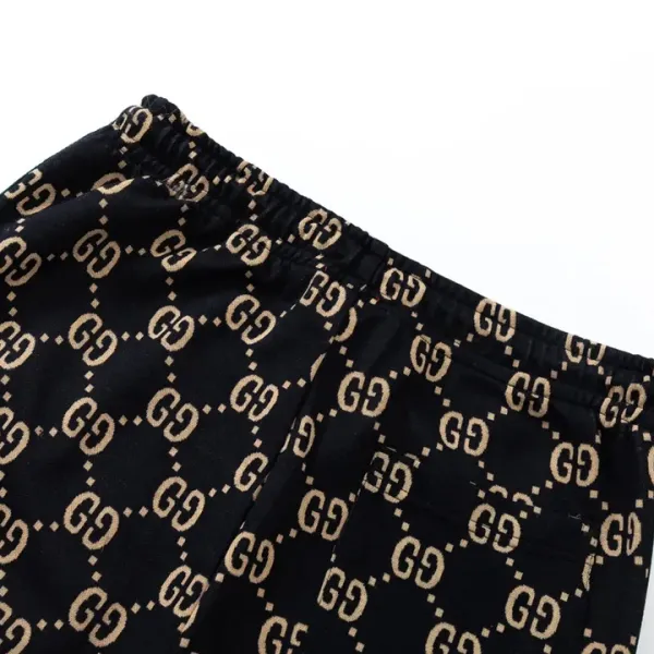 【2026】【 GUCCI】グッチ 長ズボン好評に付き再入荷！
