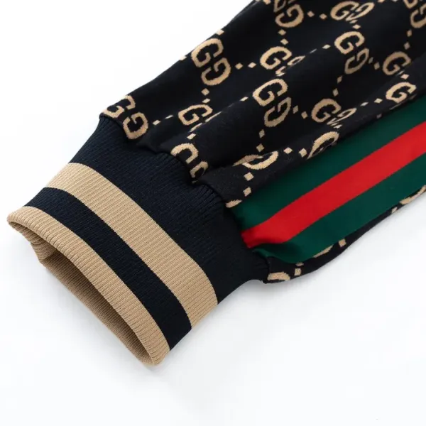 【2026】【 GUCCI】グッチ 長ズボン好評に付き再入荷！
