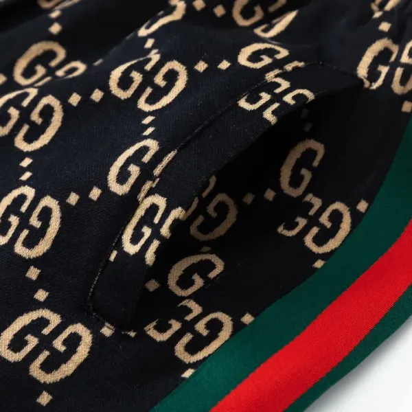 【2026】【 GUCCI】グッチ 長ズボン好評に付き再入荷！
