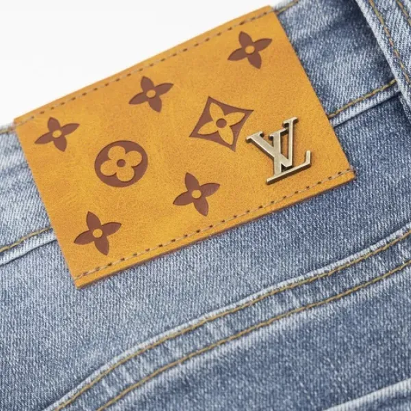 【2026】【LOUIS VUITTON   公式旗艦店】 ルイヴィトン  ジーパン  ご好評に付き再入荷！