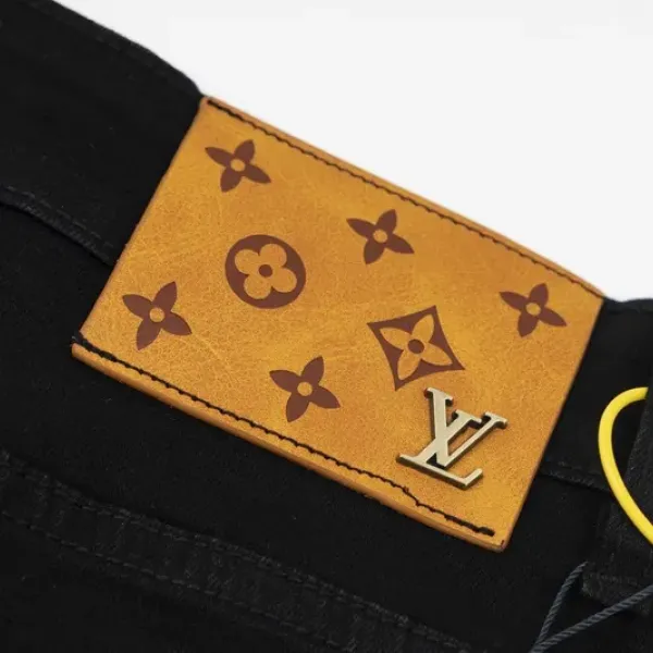 【2026】【LOUIS VUITTON   公式旗艦店】 ルイヴィトン  ジーパン  ご好評に付き再入荷！