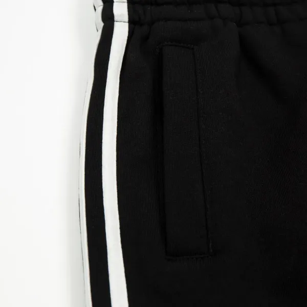 【2026】【BALENCIAGA 公式旗艦店】バレンシアガ ショートパンツ ご好評に付き再入荷! 【2026】【BALENCIAGA 公式旗艦店】バレンシアガ ショートパンツ ご好評に付き再入荷!