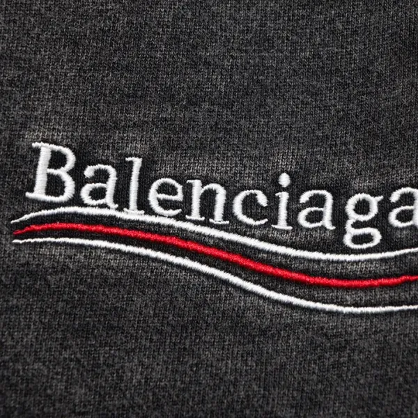 【2026】【BALENCIAGA 公式旗艦店】バレンシアガ ショートパンツ ご好評に付き再入荷! 【2026】【BALENCIAGA 公式旗艦店】バレンシアガ ショートパンツ ご好評に付き再入荷!