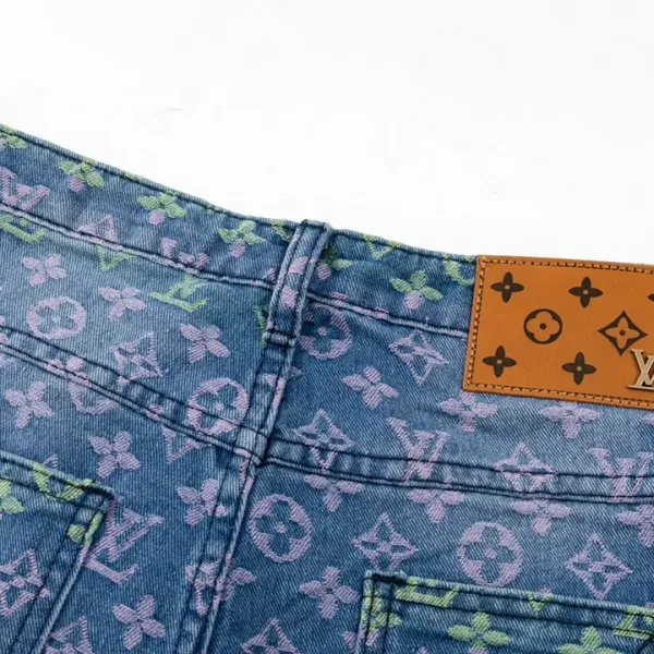 【2026】LV【LOUIS VUITTON   公式旗艦店】ルイヴィトン    ショートパンツ  ご好評に付き再入荷！