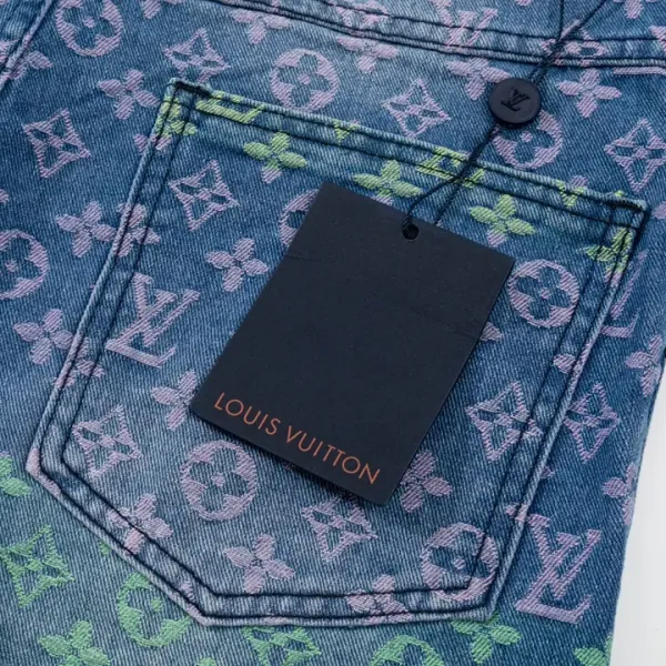【2026】LV【LOUIS VUITTON   公式旗艦店】ルイヴィトン    ショートパンツ  ご好評に付き再入荷！