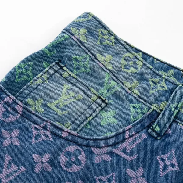 【2026】LV【LOUIS VUITTON   公式旗艦店】ルイヴィトン    ショートパンツ  ご好評に付き再入荷！