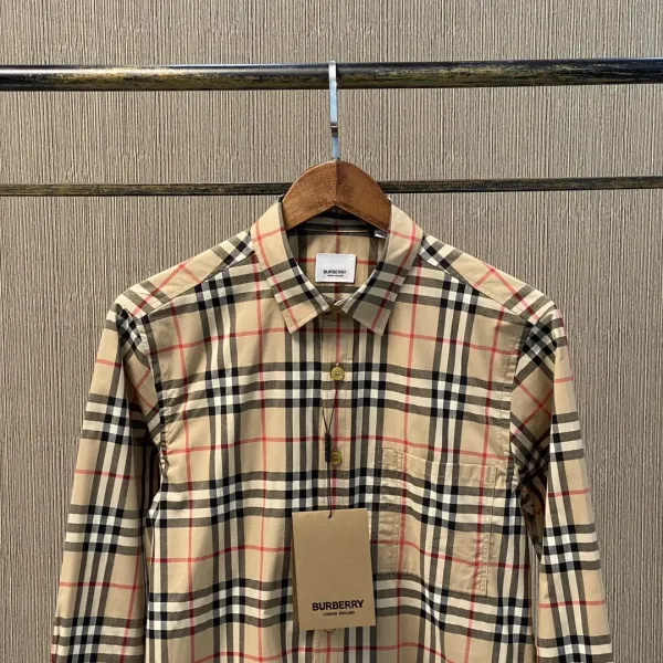 【2026】【BURBERRY 公式 旗艦店】バーバリー シャツ  ご好評に付き再入荷！