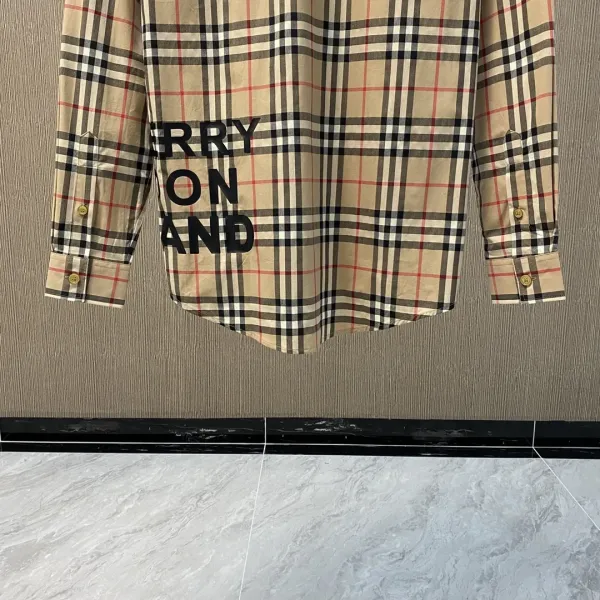 【2026】【BURBERRY 公式 旗艦店】バーバリー シャツ  ご好評に付き再入荷！