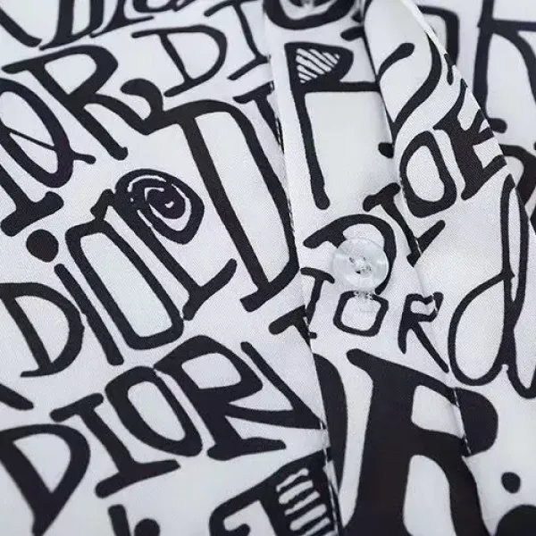 【2026】【 Dior 旗艦店】ご好評に付き再入荷!! 【2026】【 Dior 旗艦店】ご好評に付き再入荷!!