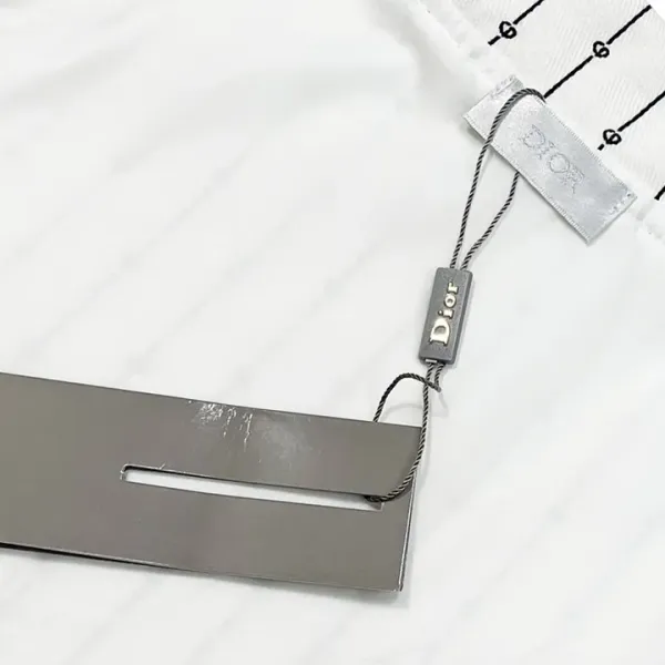 【2026】【 DIOR 公式旗艦店】 ディオール シャツ ご好評に付き再入荷! 【2026】【 DIOR 公式旗艦店】 ディオール シャツ ご好評に付き再入荷!