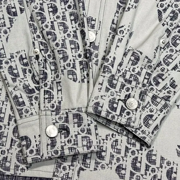 【2026】【DIOR 公式旗艦店】ディオール シャツ ご好評に付き再入荷! 【2026】【DIOR 公式旗艦店】ディオール シャツ ご好評に付き再入荷!