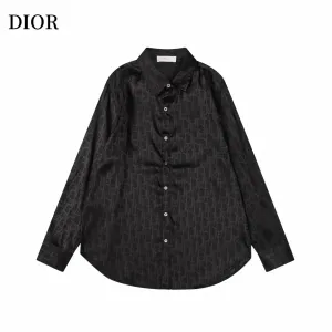 【2026】【DIOR   公式旗艦店】ディオール  シャツ ご好評に付き再入荷！黒 白