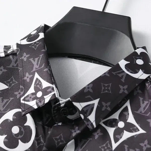 【2026】LV Louis Vuitton ルイヴィトン  長袖シャツ 2カラー
