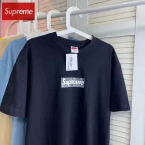 【2026】Supreme 19FW Bandana Box Logo Tee カシューフラワー限定半袖Tシャツ シュプリーム 【2026】Supreme 19FW Bandana Box Logo Tee カシューフラワー限定半袖Tシャツ シュプリーム