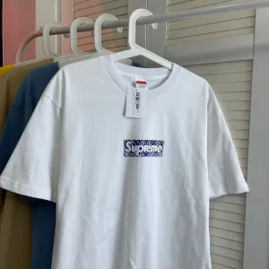 【2026】Supreme 19FW Bandana Box Logo Tee カシューフラワー限定半袖Tシャツ シュプリーム 【2026】Supreme 19FW Bandana Box Logo Tee カシューフラワー限定半袖Tシャツ シュプリーム