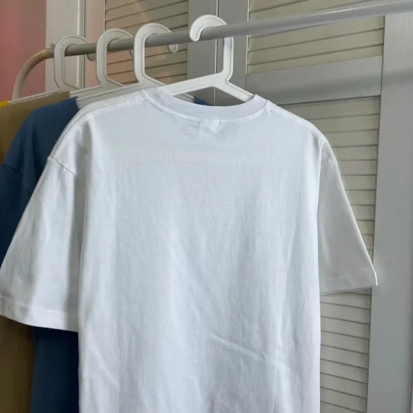 【2026】シュプリームSupreme 21ss Week 18 × KAWS 連名 チョーク LOGO クレヨン スケッチ レター ボックス ロゴ 半袖 Tシャツ 【2026】シュプリームSupreme 21ss Week 18 × KAWS 連名 チョーク LOGO クレヨン スケッチ レター ボックス ロゴ 半袖 Tシャツ