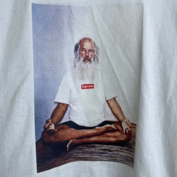 【2026】シュプリームSupreme 21FW Rick Rubin Tee 白ひげ老人写真半袖Tシャツ 人気 【2026】シュプリームSupreme 21FW Rick Rubin Tee 白ひげ老人写真半袖Tシャツ 人気