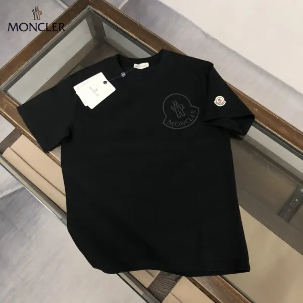 【2026】MONCLER モンクレール 半袖シャツ Tシャツ 長く着て変形しにくい シンプルの風格 ファッション かっこいい 白 黒 グレー 男女兼用 【2026】MONCLER モンクレール 半袖シャツ Tシャツ 長く着て変形しにくい シンプルの風格 ファッション かっこいい 白 黒 グレー 男女兼用