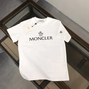 【2026】MONCLER モンクレール　　半袖シャツ　Tシャツ　長く着て変形しにくい　シンプルの風格　ファッション　かっこいい　白　黒　男女兼用
