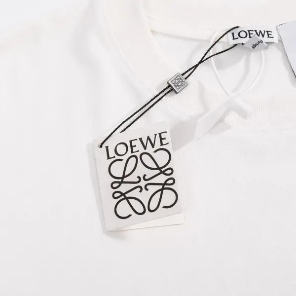 【2026】【LOEWE 公式旗艦店】ロエベ Tシャツ ご好評に付き再入荷! 【2026】【LOEWE 公式旗艦店】ロエベ Tシャツ ご好評に付き再入荷!