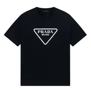 【2026】【PRADA 公式旗艦店】プラダ Tシャツ ご好評に付き再入荷! 【2026】【PRADA 公式旗艦店】プラダ Tシャツ ご好評に付き再入荷!