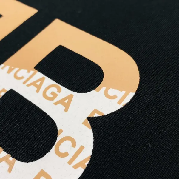 【2026】【BALENCIAGA 公式旗艦店】バレンシアガ Tシャツ ご好評に付き再入荷! 【2026】【BALENCIAGA 公式旗艦店】バレンシアガ Tシャツ ご好評に付き再入荷!