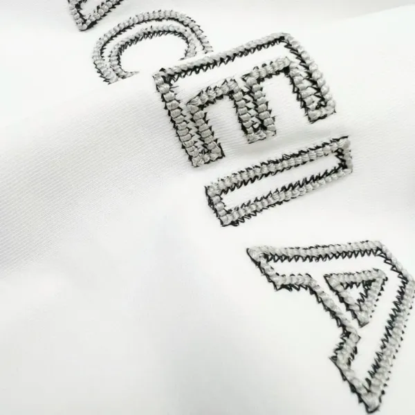 【2026】BALENCIAGA/バレンシアガ 23新作中空立体刺繡カジュアル丸首半袖Tee 【2026】BALENCIAGA/バレンシアガ 23新作中空立体刺繡カジュアル丸首半袖Tee