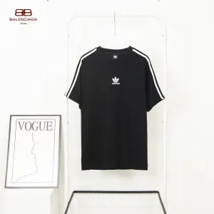 【2026】balenciaga BLCG&addidas コラボアルファベット刺繡Tシャツ 【2026】balenciaga BLCG&addidas コラボアルファベット刺繡Tシャツ