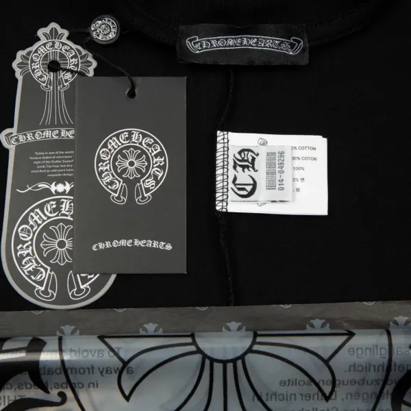 【2026】【CHROME HEARTS 公式旗艦店】クロムハーツ   Tシャツ ご好評に付き再入荷！
