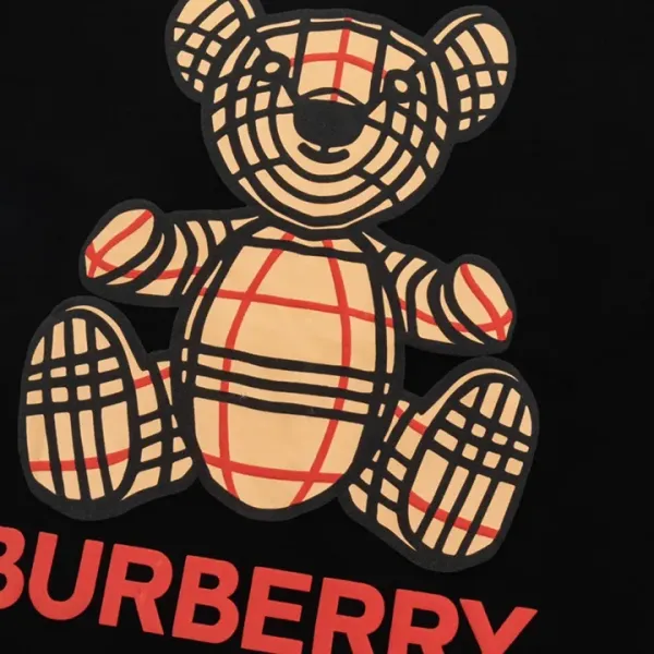 【2026】【BURBERRY 公式旗艦店】バーバリー Tシャツ ご好評に付き再入荷! 【2026】【BURBERRY 公式旗艦店】バーバリー Tシャツ ご好評に付き再入荷!