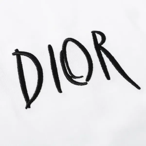 【2026】【 DIOR公式旗艦店】ディオール Tシャツ ご好評に付き再入荷! 【2026】【 DIOR公式旗艦店】ディオール Tシャツ ご好評に付き再入荷!