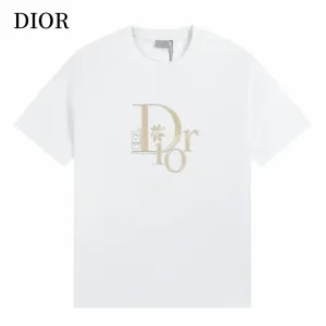 【2026】【DIOR  公式旗艦店】ディオール  Tシャツ ご好評に付き再入荷！