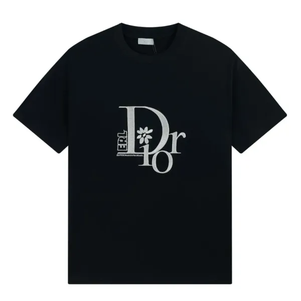 【2026】【DIOR 公式旗艦店】ディオール Tシャツ ご好評に付き再入荷! 【2026】【DIOR 公式旗艦店】ディオール Tシャツ ご好評に付き再入荷!