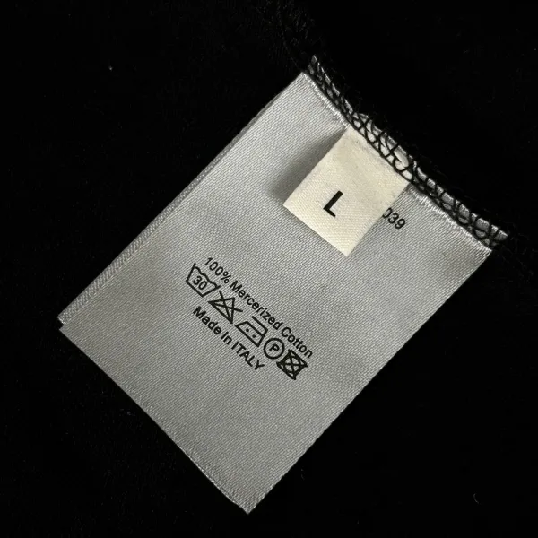 【2026】【DIOR公式旗艦店】ディオール Tシャツ ご好評に付き再入荷! 【2026】【DIOR公式旗艦店】ディオール Tシャツ ご好評に付き再入荷!