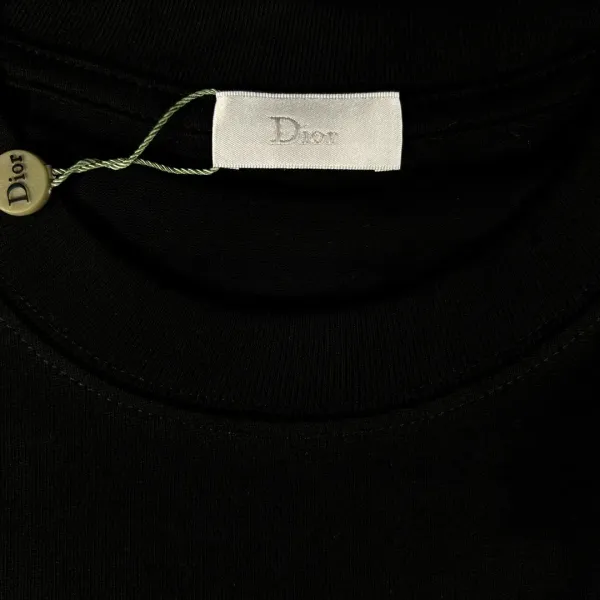 【2026】【DIOR公式旗艦店】ディオール Tシャツ ご好評に付き再入荷! 【2026】【DIOR公式旗艦店】ディオール Tシャツ ご好評に付き再入荷!
