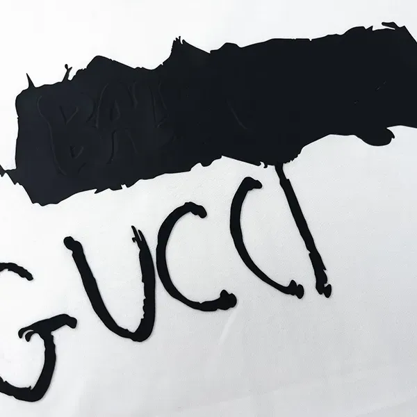 【2026】【GUCCI公式旗艦店】クッチ Tシャツ ご好評に付き再入荷! 【2026】【GUCCI公式旗艦店】クッチ Tシャツ ご好評に付き再入荷!