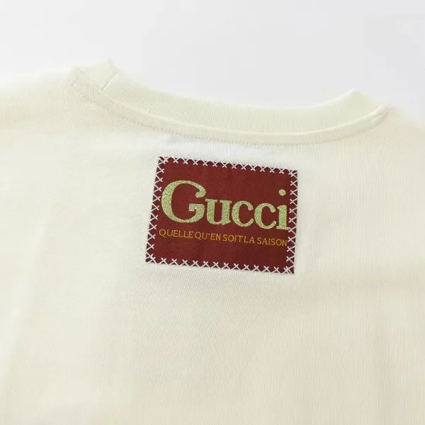【2026】【GUCCI公式旗艦店】クッチ Tシャツ ご好評に付き再入荷! 【2026】【GUCCI公式旗艦店】クッチ Tシャツ ご好評に付き再入荷!