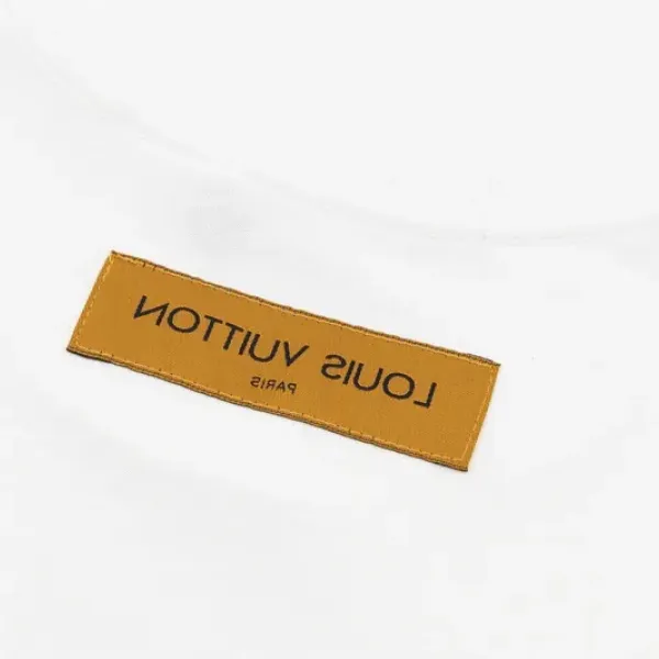 【2026】【LOUIS VUITTON 公式旗艦店】ルイヴィトン Tシャツ ご好評に付き再入荷! 【2026】【LOUIS VUITTON 公式旗艦店】ルイヴィトン Tシャツ ご好評に付き再入荷!