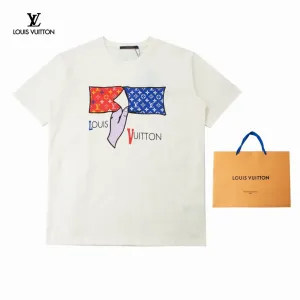 【2026】【LOUIS VUITTON 公式旗艦店】ルイヴィトン Tシャツ ご好評に付き再入荷! 【2026】【LOUIS VUITTON 公式旗艦店】ルイヴィトン Tシャツ ご好評に付き再入荷!