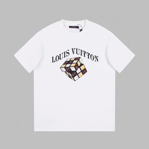 【2026】【LOUIS VUITTON 公式旗艦店】ルイヴィトン Tシャツ ご好評に付き再入荷! 【2026】【LOUIS VUITTON 公式旗艦店】ルイヴィトン Tシャツ ご好評に付き再入荷!