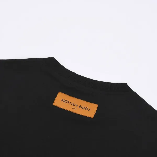 【2026】【LOUIS VUITTON 公式旗艦店】ルイヴィトン Tシャツ ご好評に付き再入荷! 【2026】【LOUIS VUITTON 公式旗艦店】ルイヴィトン Tシャツ ご好評に付き再入荷!