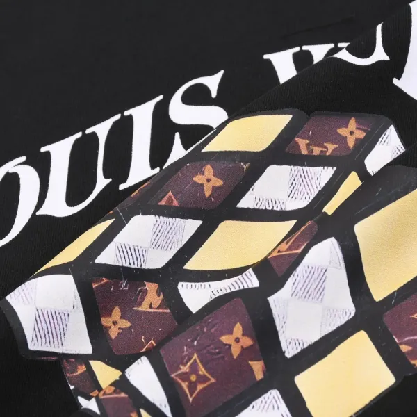 【2026】【LOUIS VUITTON 公式旗艦店】ルイヴィトン Tシャツ ご好評に付き再入荷! 【2026】【LOUIS VUITTON 公式旗艦店】ルイヴィトン Tシャツ ご好評に付き再入荷!