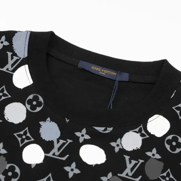 【2026】【LOUIS VUITTON 公式旗艦店】ルイヴィトン Tシャツ ご好評に付き再入荷! 【2026】【LOUIS VUITTON 公式旗艦店】ルイヴィトン Tシャツ ご好評に付き再入荷!