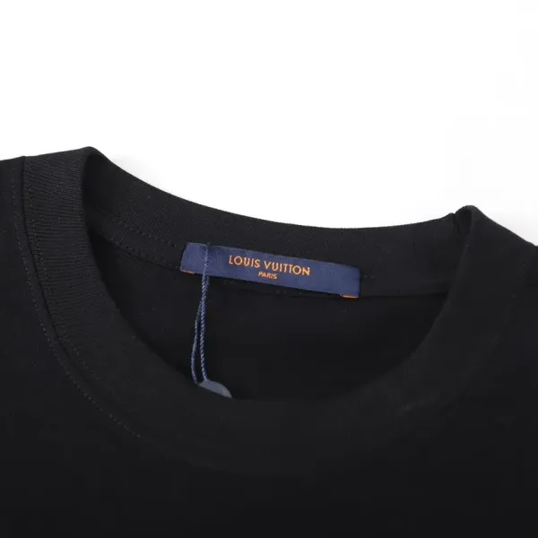 【2026】【LOUIS VUITTON  公式旗艦店】ルイヴィトン   Tシャツ ご好評に付き再入荷！