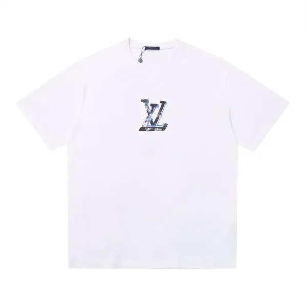 【2026】【LOUIS VUITTON 公式旗艦店】 ルイヴィトン Tシャツ ご好評に付き再入荷! 【2026】【LOUIS VUITTON 公式旗艦店】 ルイヴィトン Tシャツ ご好評に付き再入荷!