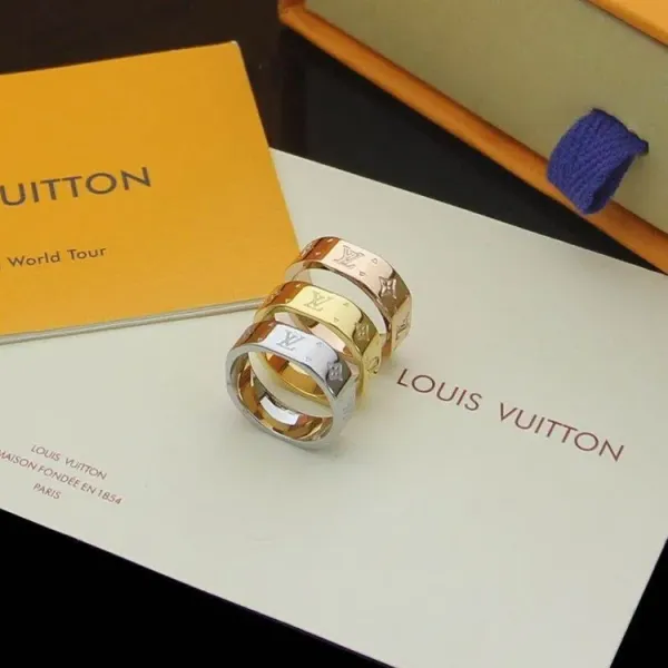【2026】LOUIS VUITTON(ルイヴィトン)リング、ご好評に付き再入荷! 【2026】LOUIS VUITTON(ルイヴィトン)リング、ご好評に付き再入荷!